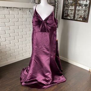 BILL LEVKOFF BRIDESMAIDS DRESS EGGPLANT STYLE: 1558 NEW 26 PLUS